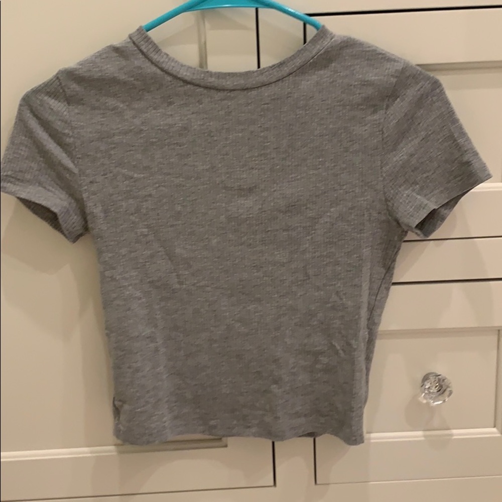 Size small cropped gray tee
